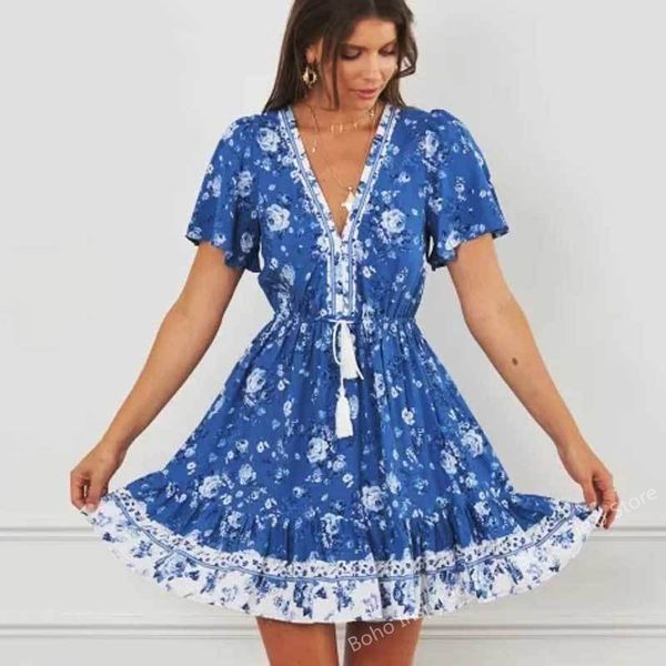 inspired blue floral summer dress rayon short sleeve tie up tassel waistband dress v-neck casual mini women dress new 210412, Black;gray
inspired blue floral summer dress rayon short sleeve tie up tassel waistband dress v-neck casual mini women dress new 210412, Black;gray