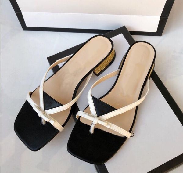 2021 lastest luxury classic designers women slippers sandal summer flat bottom simple comfortable cool beach wedding party flip flops platfo, Black
2021 lastest luxury classic designers women slippers sandal summer flat bottom simple comfortable cool beach wedding party flip flops platfo, Black