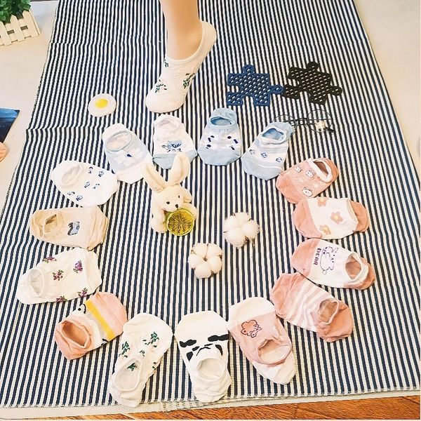 hosiery socks korea cute cartoon female student boat summer thin children shallow mouth fashion invisible net socks, Black;white
hosiery socks korea cute cartoon female student boat summer thin children shallow mouth fashion invisible net socks, Black;white
