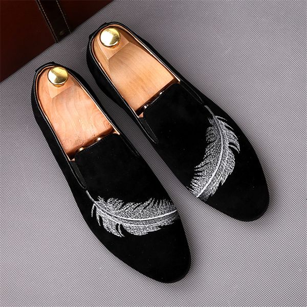 luxury designer embroidery wedding dress shoes fashion spring autumn low soft bottom casual flat male drive loafers h38, Black
luxury designer embroidery wedding dress shoes fashion spring autumn low soft bottom casual flat male drive loafers h38, Black