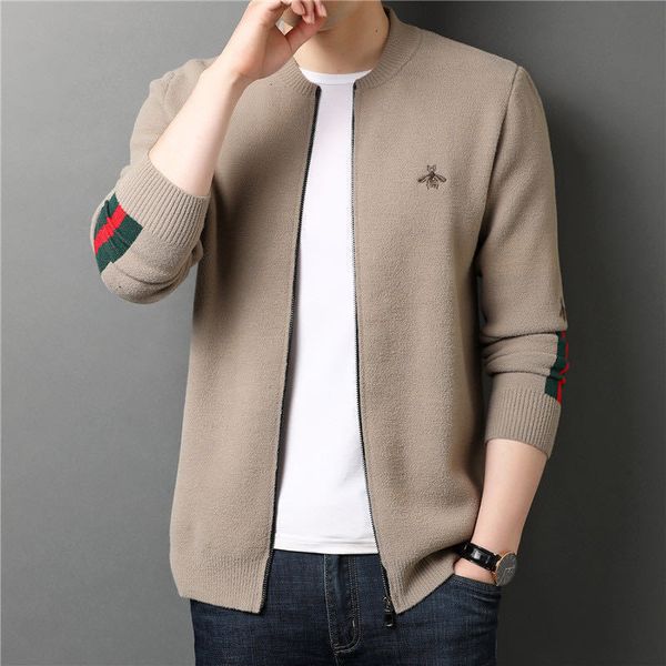 2021 autumn winter knitted cardigan temperament versatile medium thick busins middle-aged and young men's coat casual sweater, Black
2021 autumn winter knitted cardigan temperament versatile medium thick busins middle-aged and young men's coat casual sweater, Black