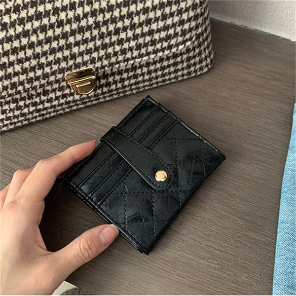 dhl retro oil skin tide women simple short wallet coin purse card holders handbag red green black 3 colours
dhl retro oil skin tide women simple short wallet coin purse card holders handbag red green black 3 colours