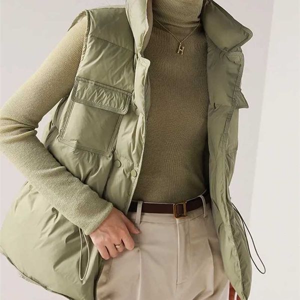 white duck down vest coat sleeveless light women bodywarm windproof lightweight warm waistcoat female 211109, Black;white
white duck down vest coat sleeveless light women bodywarm windproof lightweight warm waistcoat female 211109, Black;white
