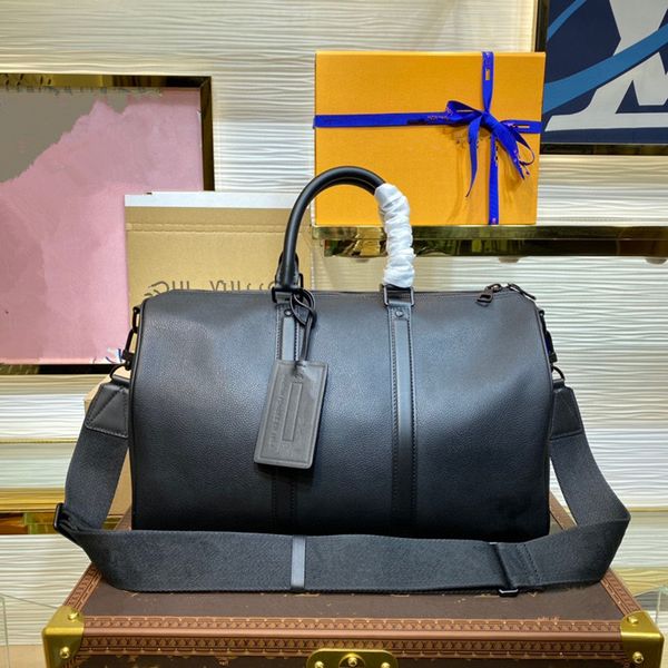 new fashion large capacity travel bag lady designer handbag pillow bag storage shopping bag factory discount
new fashion large capacity travel bag lady designer handbag pillow bag storage shopping bag factory discount