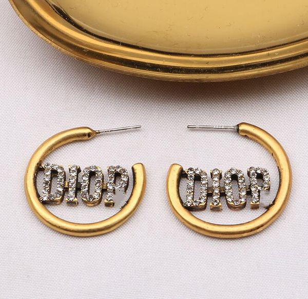 18color 18k gold plated luxury brand designer letters stud long earring circle crystal geometric women rhinestone pearl lady wedding party j, Golden;silver
18color 18k gold plated luxury brand designer letters stud long earring circle crystal geometric women rhinestone pearl lady wedding party j, Golden;silver