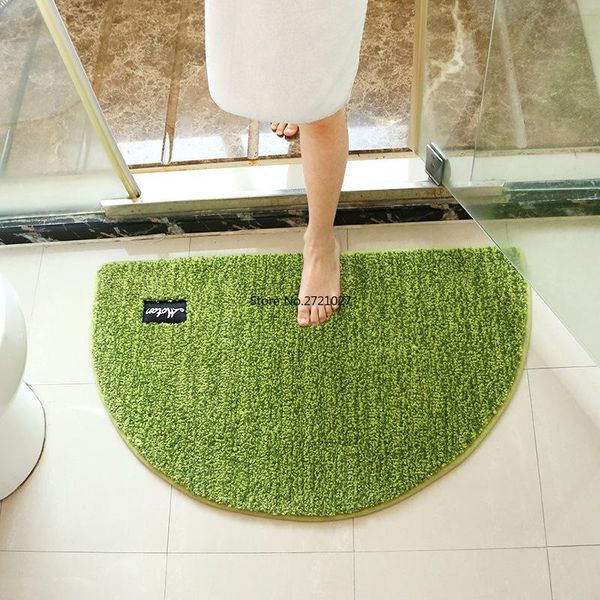 snow velvet semicircular floor mats bathroom non-slip door absorbent pads thickened bath
snow velvet semicircular floor mats bathroom non-slip door absorbent pads thickened bath