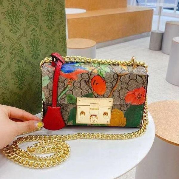 evening bags fashion colorful one-shoulder messenger bag
evening bags fashion colorful one-shoulder messenger bag
