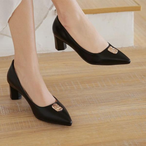 dress shoes fanyuan arrival women pumps special high heels for lady fashion metal pointed toe office footwear size 30-48, Black
dress shoes fanyuan arrival women pumps special high heels for lady fashion metal pointed toe office footwear size 30-48, Black