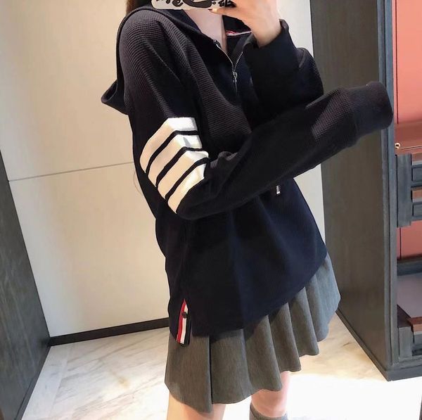 spring 21 new tb college style color woven long sleeved sweater women's aging zipper hooded bottomed shirt top, Black
spring 21 new tb college style color woven long sleeved sweater women's aging zipper hooded bottomed shirt top, Black