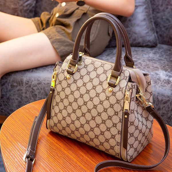 shoulder bags classical plaid prints one single bag women handbags famous genuine leather purses and sac luxe
shoulder bags classical plaid prints one single bag women handbags famous genuine leather purses and sac luxe