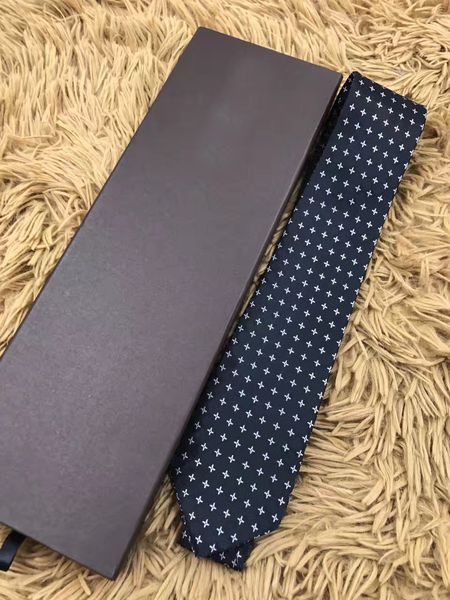 men's letter tie silk ties pattern printing jacquard party wedding knitting fashion design with box2021, Blue;purple
men's letter tie silk ties pattern printing jacquard party wedding knitting fashion design with box2021, Blue;purple
