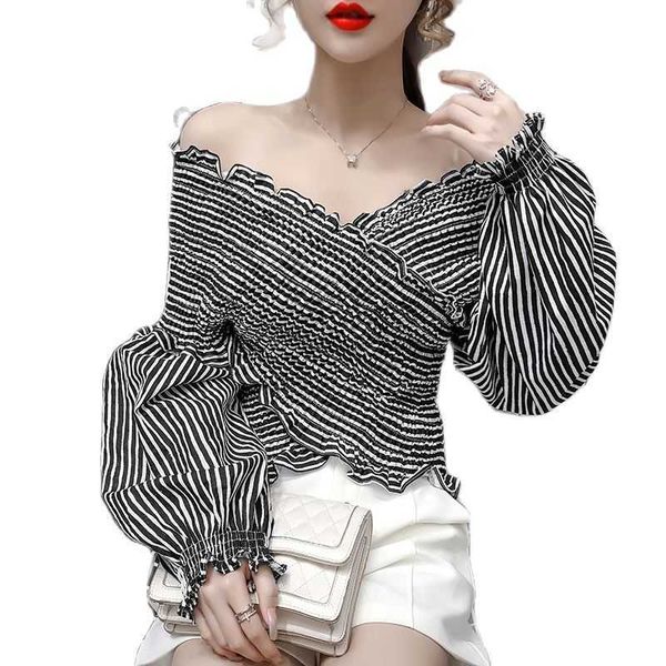 women crop off shoulder slash neck blouse ruffle lace up lantern sleeve white short blusas 210601
women crop off shoulder slash neck blouse ruffle lace up lantern sleeve white short blusas 210601