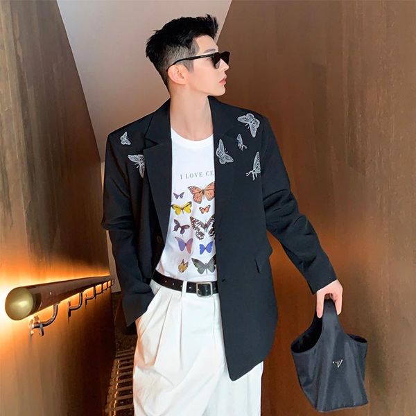 male streetwear hip hop vintage fashion loose suit coat outerwear men reflective butterfly print casual blazers jacket men's suits &, White;black
male streetwear hip hop vintage fashion loose suit coat outerwear men reflective butterfly print casual blazers jacket men's suits &, White;black
