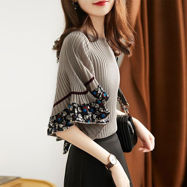 women's sweaters french fashion stretch knit t-shirt half-sleeved ladies pullover sweater casual 2021 spring and summer, White;black
women's sweaters french fashion stretch knit t-shirt half-sleeved ladies pullover sweater casual 2021 spring and summer, White;black
