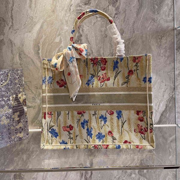 embroidery tote bag di zhao liying same bag flower idyllic elegant fresh shopping shoulder factory outletzly
embroidery tote bag di zhao liying same bag flower idyllic elegant fresh shopping shoulder factory outletzly