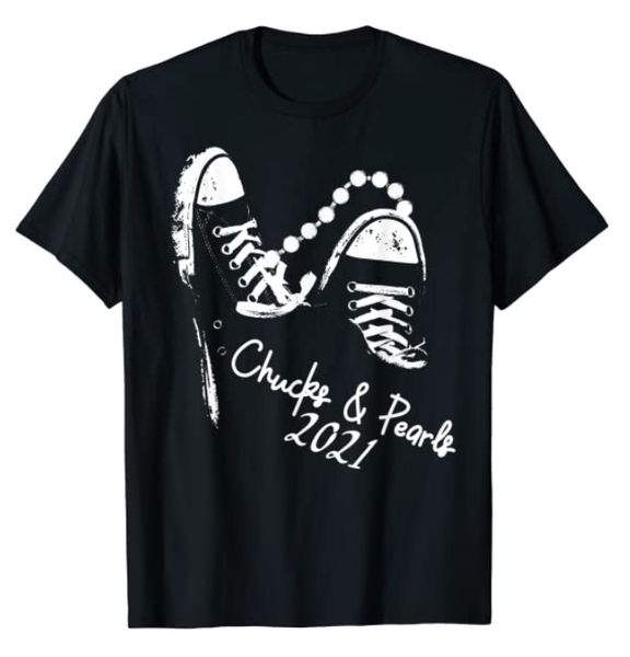chucks and pearls 2021 vintage gift men women t-shirt kamala harris inauguration, White;black
chucks and pearls 2021 vintage gift men women t-shirt kamala harris inauguration, White;black