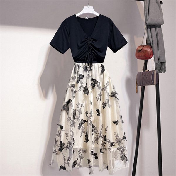 summer women set fashion black drawstring short sleeve t-shirt + butterfly embroidery mesh skirt suit 2 pieces sets 210518, White
summer women set fashion black drawstring short sleeve t-shirt + butterfly embroidery mesh skirt suit 2 pieces sets 210518, White