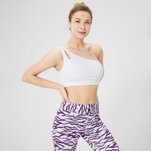 one-shoulder sports underwear women's beauty back solid color sport bra yoga vest wicking crop fitness summer sportswear outfit
one-shoulder sports underwear women's beauty back solid color sport bra yoga vest wicking crop fitness summer sportswear outfit