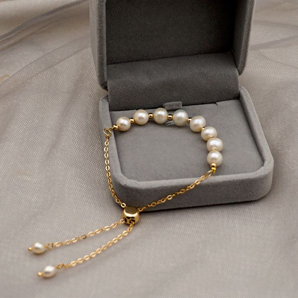 korean original minimalist design natural pearl gold bracelet woman fashion personality cuff bracelet jewelry anniversary gifts, Golden;silver
korean original minimalist design natural pearl gold bracelet woman fashion personality cuff bracelet jewelry anniversary gifts, Golden;silver