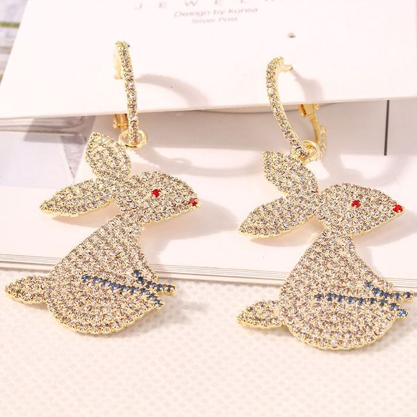 charm you are my glory, qiao jingjing. the same high-grade earrings, jade rabbit dili reba and, Golden
charm you are my glory, qiao jingjing. the same high-grade earrings, jade rabbit dili reba and, Golden
