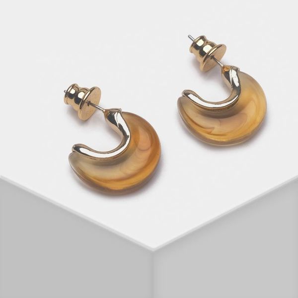 amorita boutique acrylic small hook shaped stud earrings, Golden;silver 
amorita boutique acrylic small hook shaped stud earrings, Golden;silver