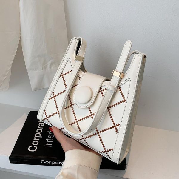 fashion diamond lattice totes women handbag europen style underarm bags 2021 arrival woman's shoulder crossbody bag cross body
fashion diamond lattice totes women handbag europen style underarm bags 2021 arrival woman's shoulder crossbody bag cross body