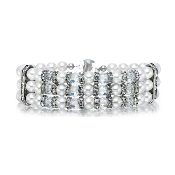 beaded, strands romantic white shell pearl 6mm three strings bracelet wedding 2021 trend, Black
beaded, strands romantic white shell pearl 6mm three strings bracelet wedding 2021 trend, Black
