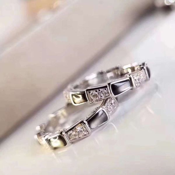 ring selling ladies fashion 925 silver 18k gold matching rings for women with exquisite jewelry
ring selling ladies fashion 925 silver 18k gold matching rings for women with exquisite jewelry