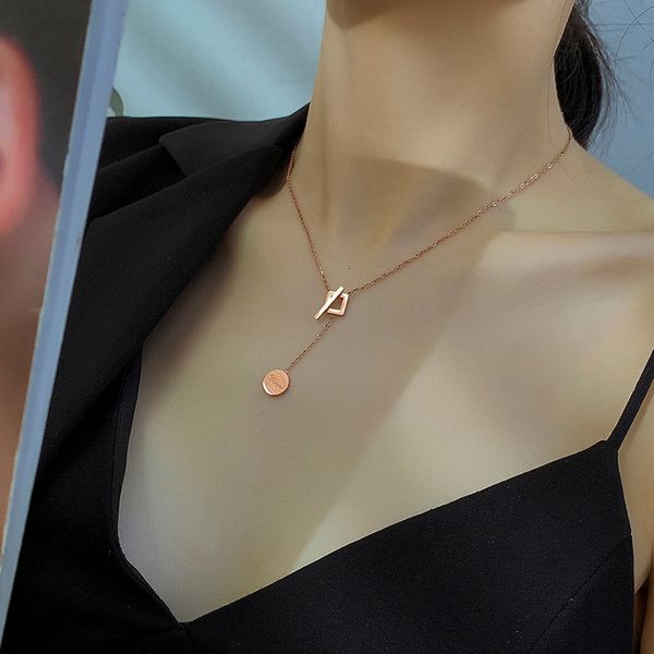 letter disc necklace love titanium steel necklace women's fashion clavicle net red niche design sense neck chain, Black
letter disc necklace love titanium steel necklace women's fashion clavicle net red niche design sense neck chain, Black