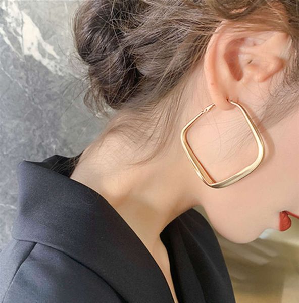 earrings s925 silver needle fashionable dumb gold square korean net red temperament exaggerated large earrings, Golden
earrings s925 silver needle fashionable dumb gold square korean net red temperament exaggerated large earrings, Golden