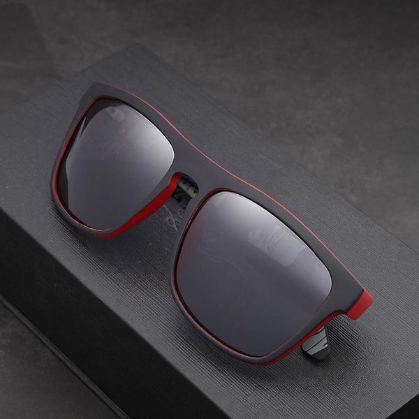 sunglasses 2021 fashion trend men's night vision sports cycling glasses outdoor color film polarized, White;black
sunglasses 2021 fashion trend men's night vision sports cycling glasses outdoor color film polarized, White;black