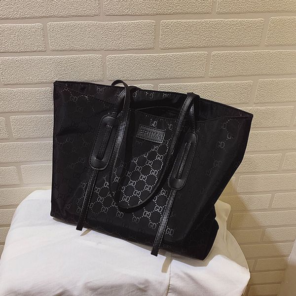 luxury designer women's bag new fashion oxford cloth single shoulder leisure mother's versatile messenger women outlet sales9ot
luxury designer women's bag new fashion oxford cloth single shoulder leisure mother's versatile messenger women outlet sales9ot