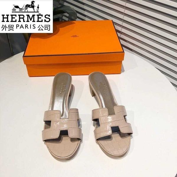 slippers walking men slides handmade designer tennis sandals luxury mules women casual thongs shoes bxtz, Black;white
slippers walking men slides handmade designer tennis sandals luxury mules women casual thongs shoes bxtz, Black;white