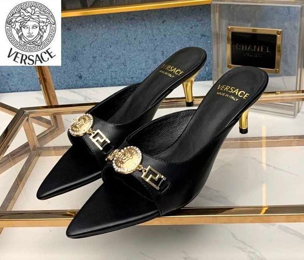 dress designer luxury brand women high heels sandals slippers mules shoes slides pumps loafers ballerinas sneakers aoe6, Black;white
dress designer luxury brand women high heels sandals slippers mules shoes slides pumps loafers ballerinas sneakers aoe6, Black;white
