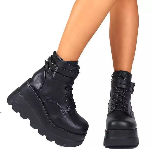 boots autumn /winter women 2021 round toe thick bottom short double buckle platform ms motorcycle, Black
boots autumn /winter women 2021 round toe thick bottom short double buckle platform ms motorcycle, Black