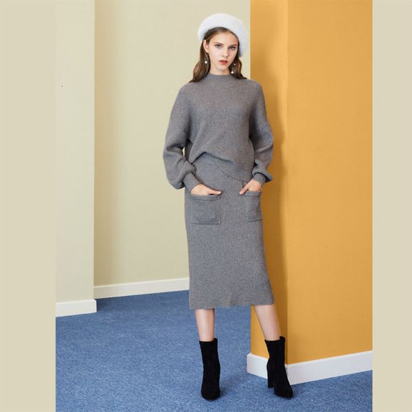 two piece dress knife-knit ensemble with flashlight sleeves, two pieces, women's clothes, autumn, style, high-waisted skirt, fashion, p, White
two piece dress knife-knit ensemble with flashlight sleeves, two pieces, women's clothes, autumn, style, high-waisted skirt, fashion, p, White