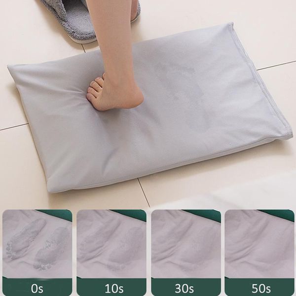 bath mats 1 pcs diatomite absorbent soft foot pad non-slip quick-drying floor mat for bathroom entrance doormat carpet
bath mats 1 pcs diatomite absorbent soft foot pad non-slip quick-drying floor mat for bathroom entrance doormat carpet