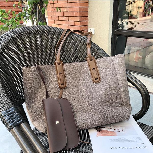 evening bags woolen large capacity one-shoulder handbag for women 2021 all-match soft leather lightweight tote bag fashionable purses cc
evening bags woolen large capacity one-shoulder handbag for women 2021 all-match soft leather lightweight tote bag fashionable purses cc