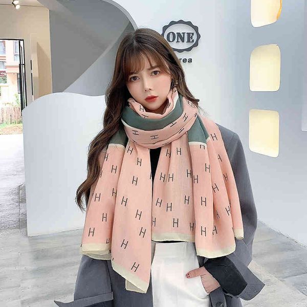 design autumn and new women's fashion color matching warm scarf thickened neck, Blue;gray
design autumn and new women's fashion color matching warm scarf thickened neck, Blue;gray