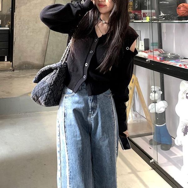 women's vests 2021 autumn fairy naifu off shoulder detachable two wear knitted cardigan female slim sweater dress, Black;white
women's vests 2021 autumn fairy naifu off shoulder detachable two wear knitted cardigan female slim sweater dress, Black;white