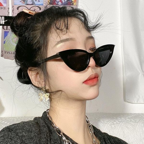 sunglasses retro cat eye lady small brand designer's colorful glasses for women, White;black
sunglasses retro cat eye lady small brand designer's colorful glasses for women, White;black