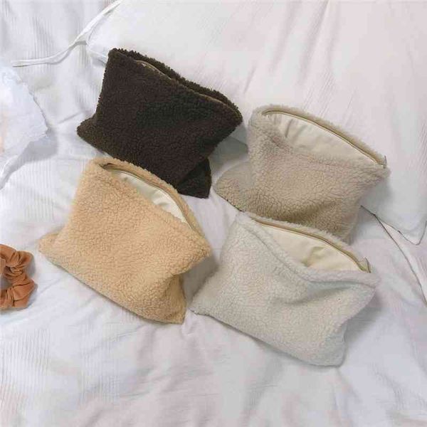 retro lambswool cosmetic winter bag warm makeup solid color women travel bags beauty organizer korean up pouch
retro lambswool cosmetic winter bag warm makeup solid color women travel bags beauty organizer korean up pouch