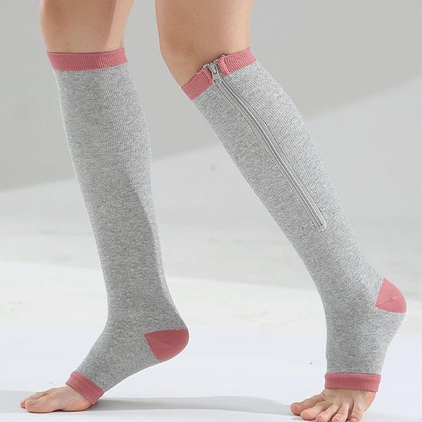 knee-high compression stockings open toe knee high men women support leg sports socks, Black
knee-high compression stockings open toe knee high men women support leg sports socks, Black