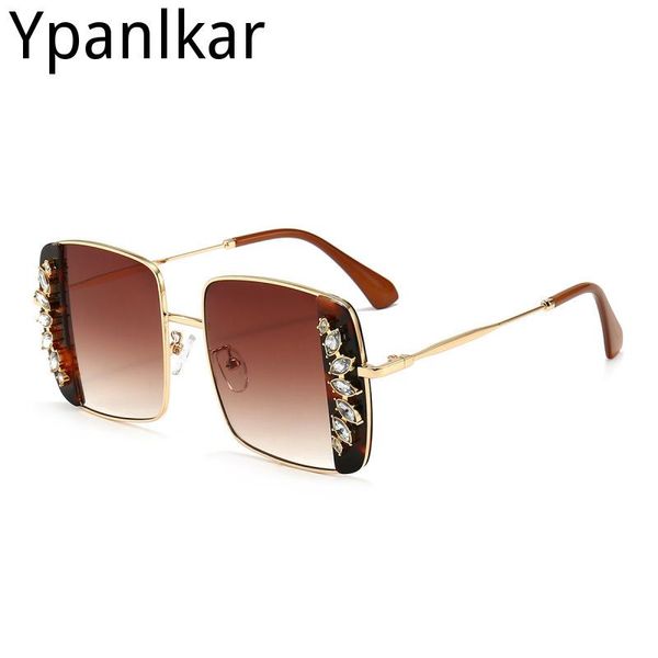 sunglasses luxury square diamond 2021 crystal brand designer women rhinestone metal sun glasses shades eyewear gafas de sol, White;black
sunglasses luxury square diamond 2021 crystal brand designer women rhinestone metal sun glasses shades eyewear gafas de sol, White;black