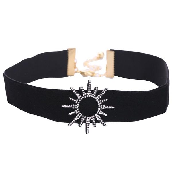 bulk price wide black velvet strip choker collar jewelry sun flower crystal design statement trendy necklace for party chokers, Golden;silver
bulk price wide black velvet strip choker collar jewelry sun flower crystal design statement trendy necklace for party chokers, Golden;silver