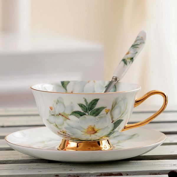 classic fine bone china tea cups and saucers set ceramic black coffee cup floral pattern porcelain teacup fancy teaware gift &
classic fine bone china tea cups and saucers set ceramic black coffee cup floral pattern porcelain teacup fancy teaware gift &