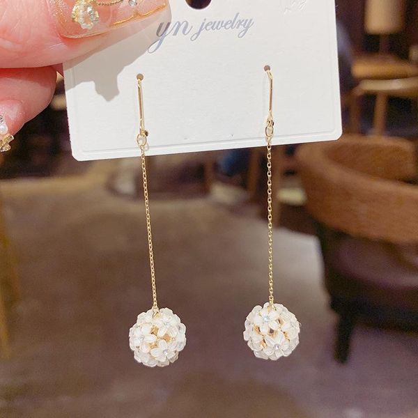 luxury 14k real gold hollow petal ball temperament fashion long style stud earrings for women cubic zircon zc, Golden;silver
luxury 14k real gold hollow petal ball temperament fashion long style stud earrings for women cubic zircon zc, Golden;silver