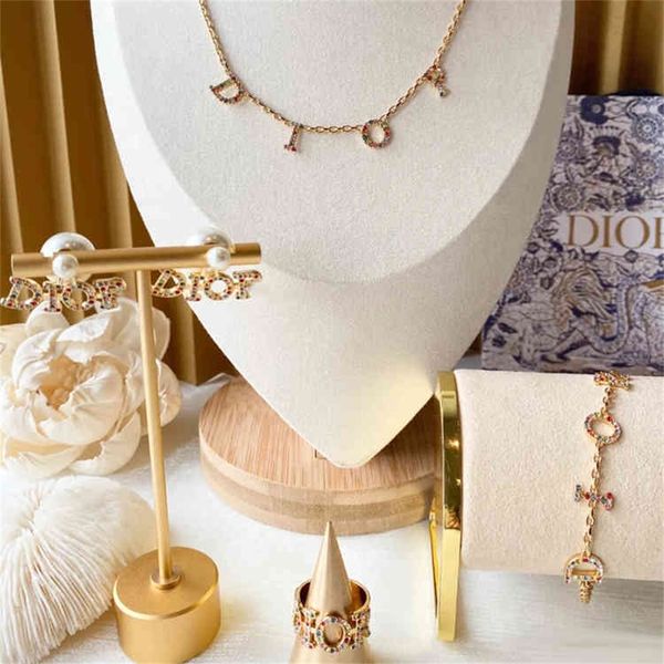 86% off factory shophome new do tassel inlaid color diamond bracelet necklace high version clavicle chain, Silver
86% off factory shophome new do tassel inlaid color diamond bracelet necklace high version clavicle chain, Silver