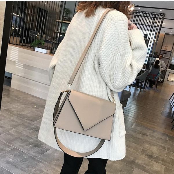 cross body personality small bag female 2021 simple broadband square korean fashion single shoulder messenger
cross body personality small bag female 2021 simple broadband square korean fashion single shoulder messenger