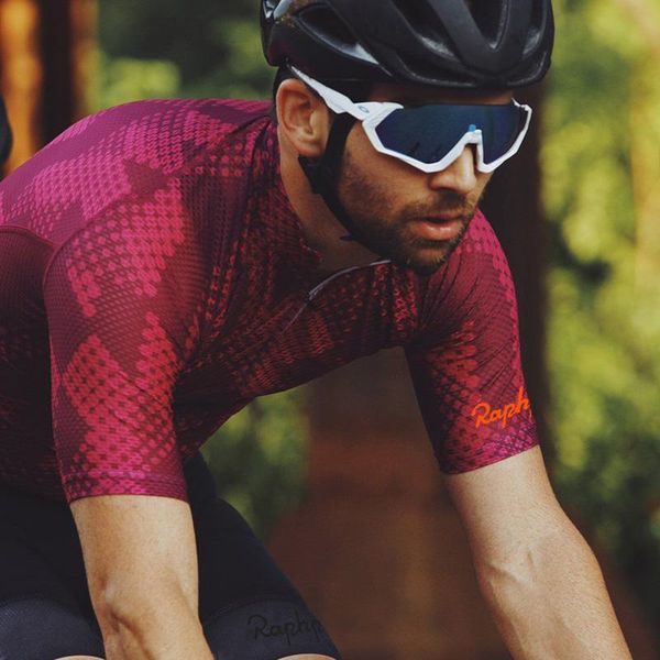 racing jackets men's cycling jersey 2021 pro team summer clothing quick drying sport mtb bicycle jerseys bike uniform, Black;red
racing jackets men's cycling jersey 2021 pro team summer clothing quick drying sport mtb bicycle jerseys bike uniform, Black;red
